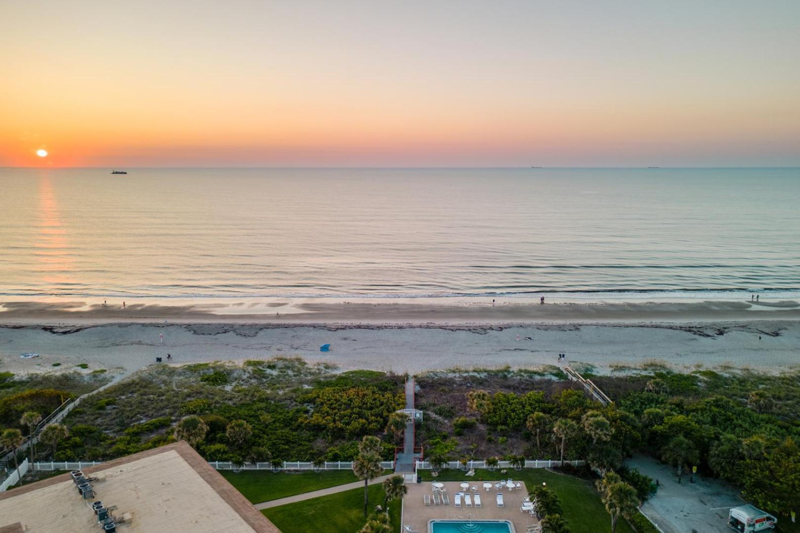 Cocoa Beach Towers Exterior foto